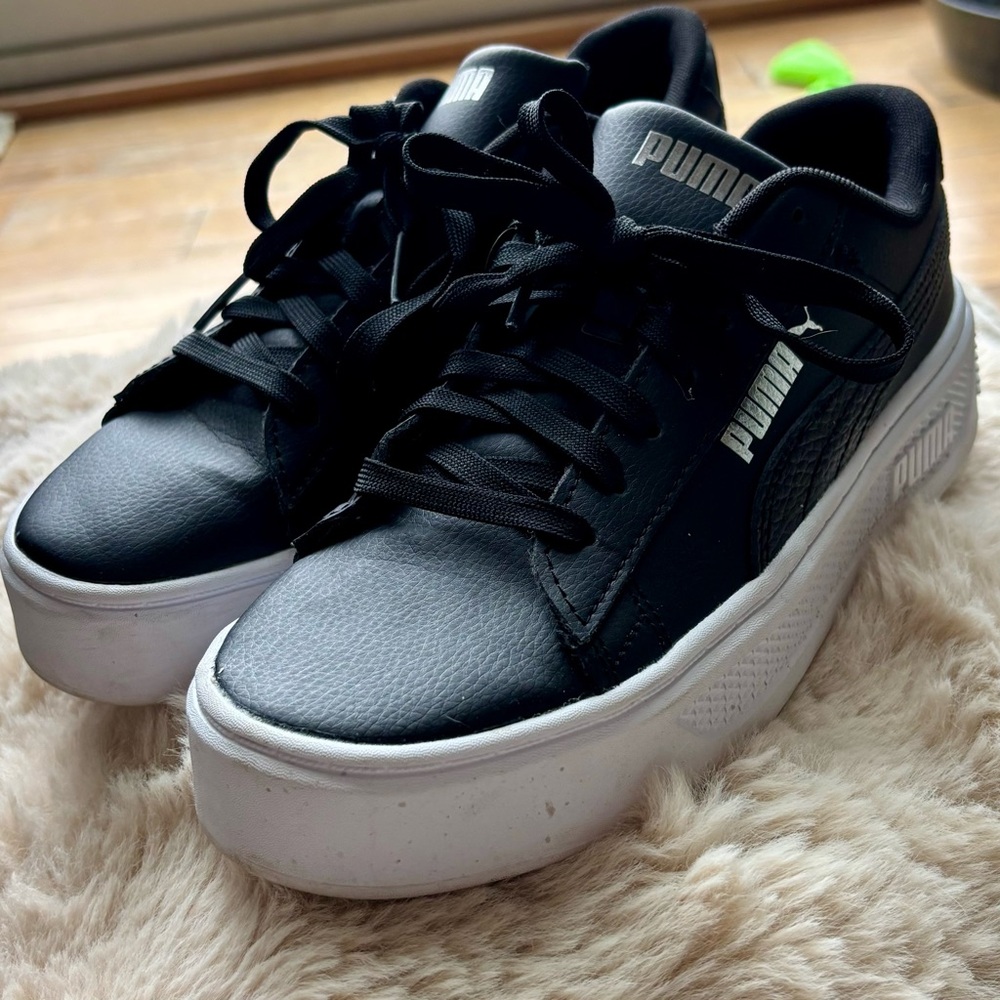 Puma Black Sneakers